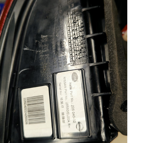 CALAVERA NISSAN TIIDA/ VERSA 2006 AL 2012 4 PTAS C/FOCO IZQ ORIGINAL