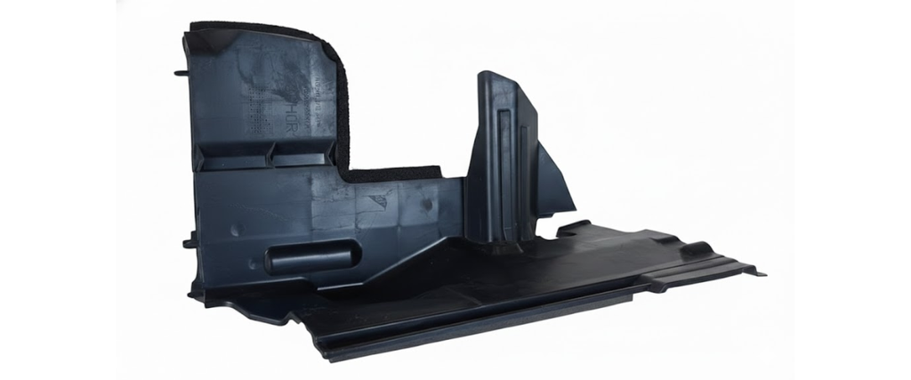 TOLVA RADIADOR DEFLECTOR DE AIRE NISSAN SENTRA 2013 AL 2016 DEL DER DESMONTADO ORIGINAL COD. 62822-3SH0A