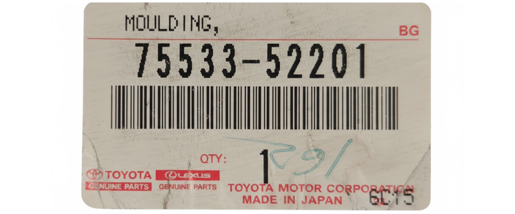 MOLDURA SELLO CRISTAL TOYOTA YARIS 2012 AL 2014 EXT ORIGINAL COD. 75533-52201