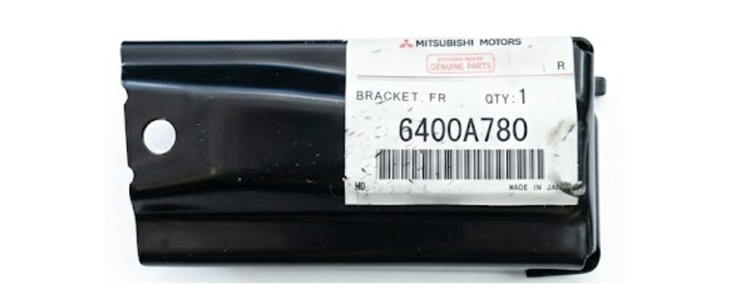 AL BRACK (BRAZO) DEFENSA MITSUBISHI OUTLANDER 2007 AL 2013 INF DEL DER ORIGINAL COD. 6400A780