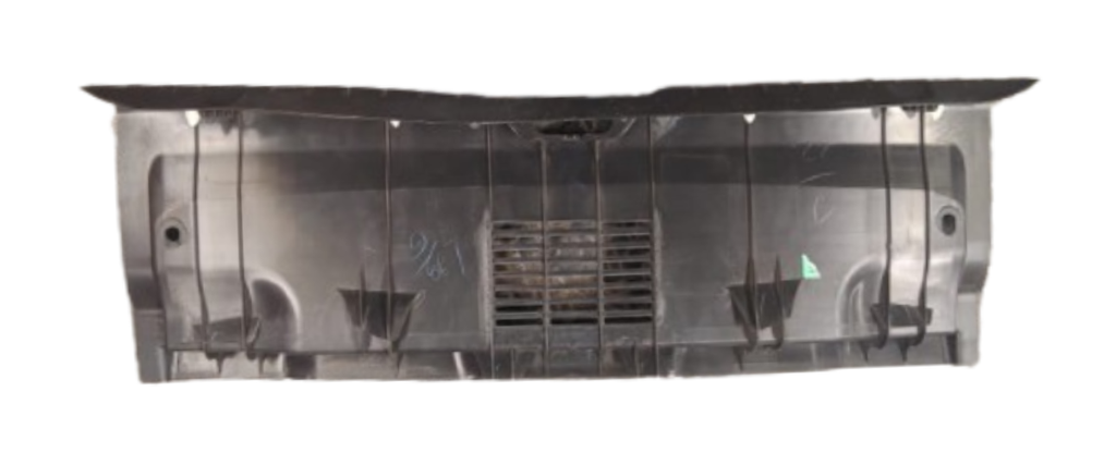 MOLDURA CAJUELA DODGE ATTITUDE 2015 AL 2018 INT ORIGINAL COD. 7240A172ZZ