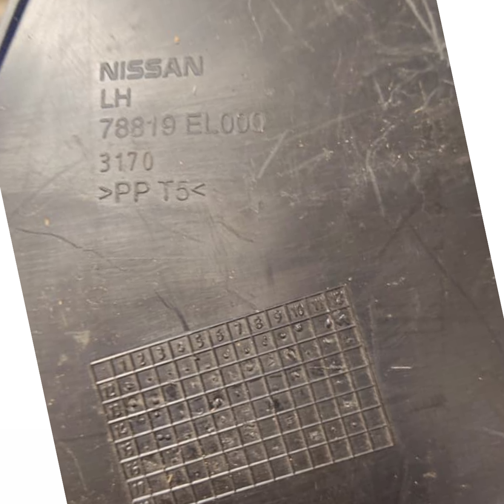 TOLVA LODERA NISSAN TIIDA 2007 AL 2018 TRAS IZQ ORIGINAL COD. 78819-EL000