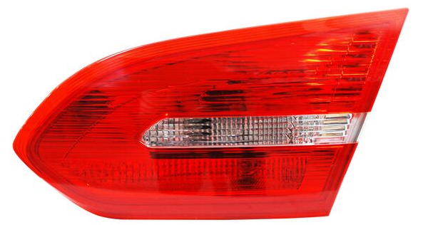 [17-5585-A0-1A] CALAVERA FORD FOCUS 2015 AL 2018 4 PTAS C/FOCO INT DER TYC 