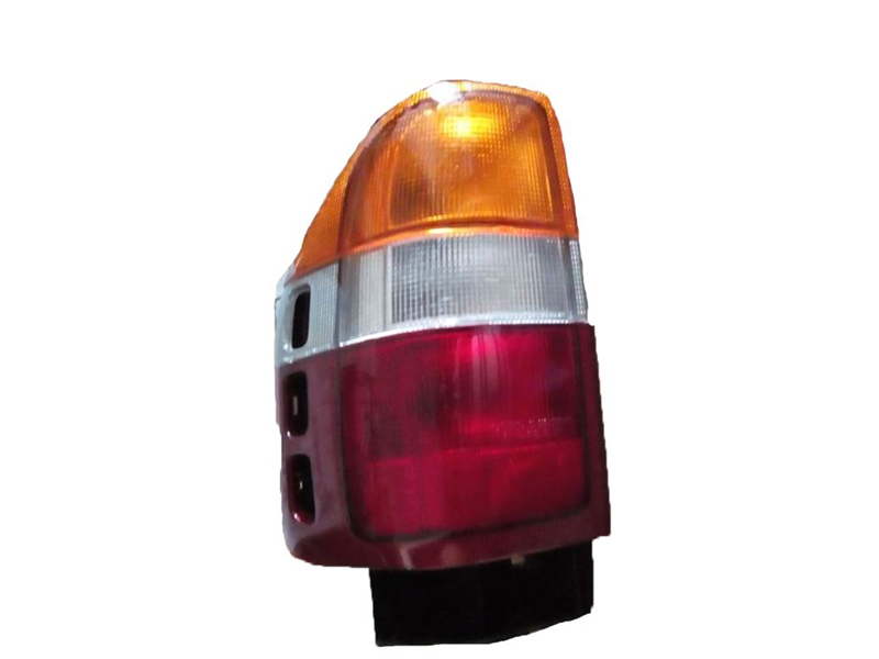 CALAVERA ISUZU AMIGO/ RODEO 1998 AL 1999 IZQ TYC *EX+