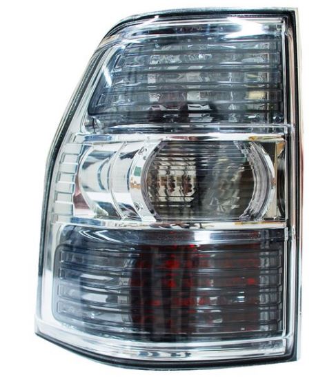 [MIMON08CALHGL] CALAVERA MITSUBISHI MONTERO DE 2007 AL 2010 5 PTAS C/ARNES IZQ HGO  (10630)
