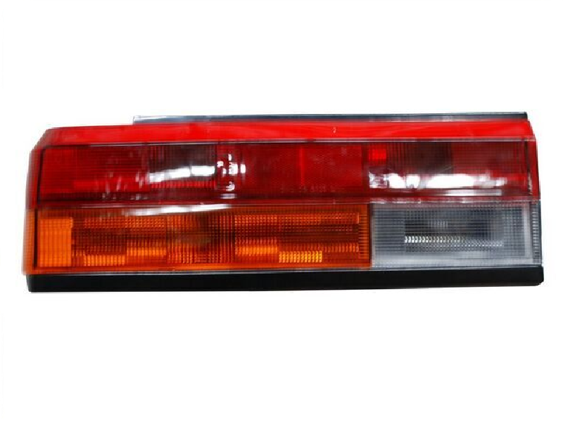 [NITSU88CALTYL] CALAVERA NISSAN TSURU II 88-89 2/4 PTAS C/ARNES IZQ TYC (971)