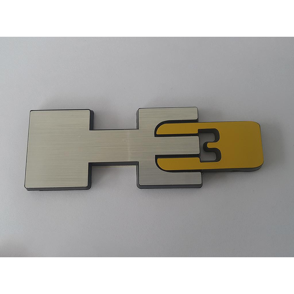 INSIGNIA ORIGINAL LETRAS H3 TRAS GENERAL MOTORS HUMMER DE 2006 AL 2010 ( H-002)