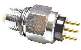 [019077J7] INTERRUPTOR DODGE REVERSA 7984 NS11 CR401 VS31A020 COD. 019077J7 DODGE NEON 1995-2001 2.0L/ DODGE SHADOW 1987-1994 2.2L, 2.5L Y 3.0L/ DODGE CARAVAN 1984-2001 2.2L, 2.4L, 2.5L, 2.6L, 3.0L, 3.3L Y 3.8L/ DODGE SPIRIT 1989-1995 2.2L, 2.5L Y 3.0L MARCA GENUINE PARTS