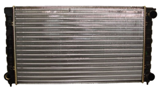RADIADOR VOLKSWAGEN CARIBE/ ATLANTIC/ GOLF/ JETTA DE 1984 AL 1992 STD L4 1.6/1.8L 12 2/3X 20 2/3 ALUM MECANICO (119634) TW