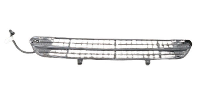 REJILLA FASCIA (DEFENSA) CHEVROLET CRUZE 2013 AL 2015 INF C/SENSOR DE TEMPERATURA DESMONTADO