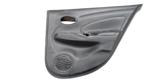 [82922-3AN1A] TAPA PUERTA NISSAN VERSA 2013 AL 2018 S/TAPA JALADERA TRAS DER DESMONTADO ORIGINAL D-2