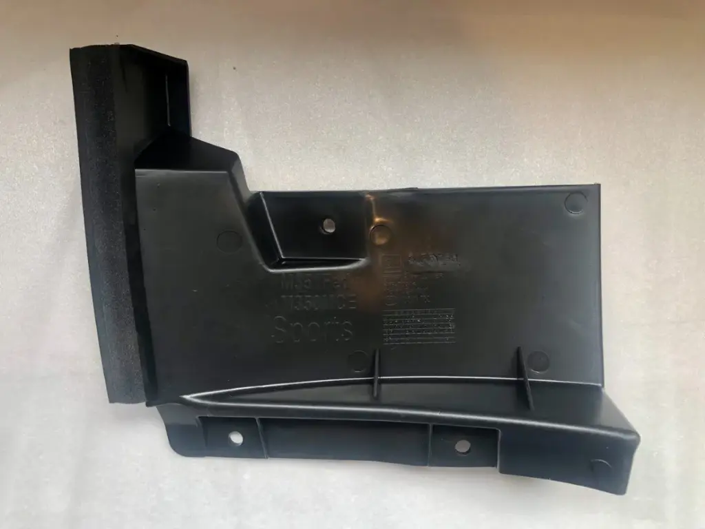 TOLVA DEFLECTOR DE AIRE CHEVROLET SPARK 2013 AL 2017 INF DER ORIGINAL