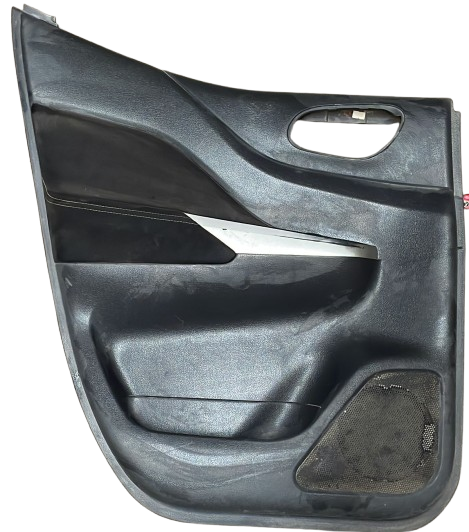 TAPA (PANEL) PUERTA NISSAN FRONTIER/NP300  2016 AL 2024 C/SEGURO ELEV TRAS IZQ DESMONTADO ORIGINAL