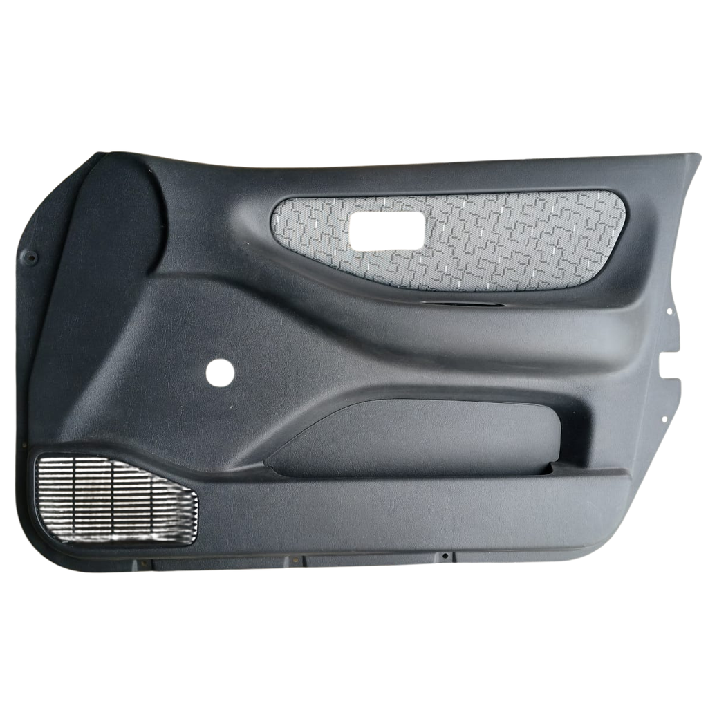 [80924F4262] TAPA PUERTA NISSAN TSURU 2013 AL 2017 DEL DER ORIGINAL