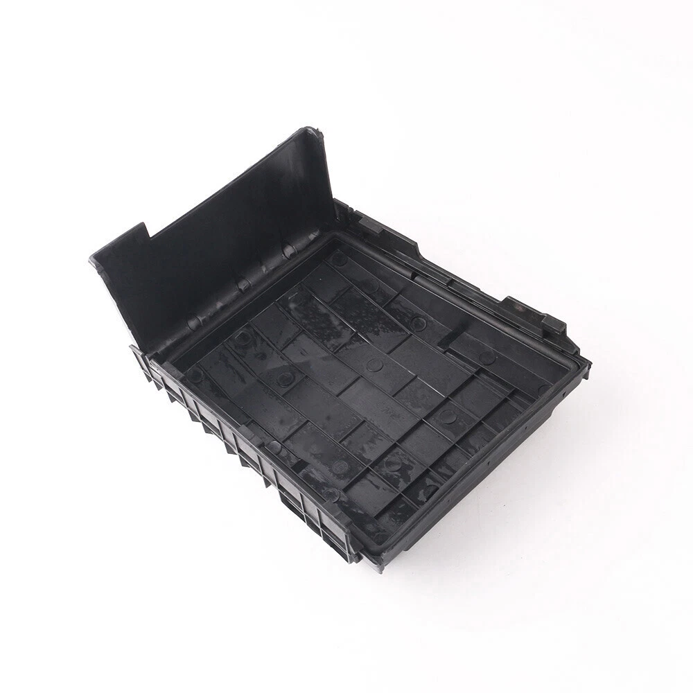 CUBIERTA CAJA FUSIBLES VOLKSWAGEN GOLF 2004 AL 2008 ORIGINAL