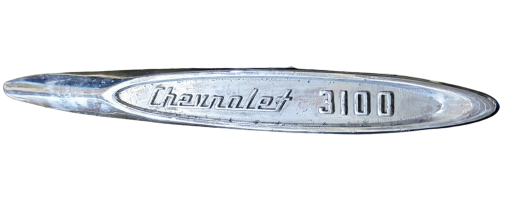 MOLDURA SALPICADERA CHEVROLET PICK UP 3100 1956 A 1959 LAT IZQ DESMONTADO ORIGINAL