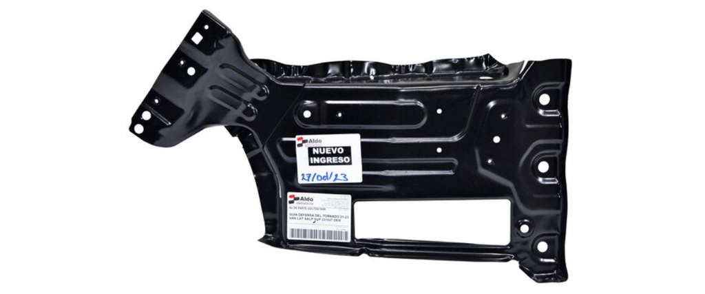 GUIA (FASCIA) DEFENSA CHEVROLET TORNADO VAN 2021 AL 2024 LAT SALP SUP DEL DER