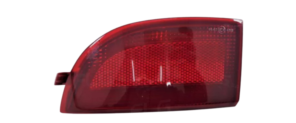 CUARTO REFLEJANTE RAM 700 2015 AL 2020/ FIAT STRADA 2007 AL 2014 TRAS IZQ *EX
