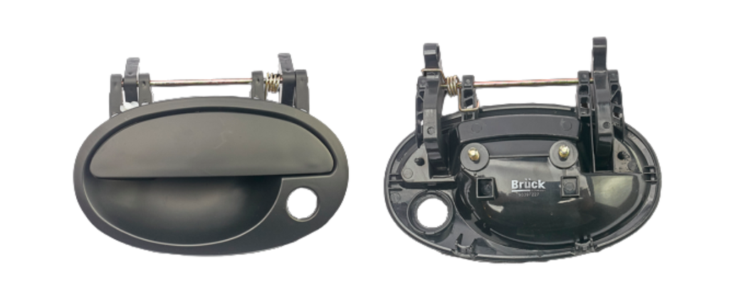 [102885MAN] MANIJA EXTERIOR CHEVROLET CORSA 00-08/ CHEVROLET MERIVA 04-08/ CHEVROLET TORNADO 04-11/ CON HOYO P/LLAVE CORRUGADA NEGRA PLASTICO TWN HUSHAN 93397227 IZQ DELANTERA