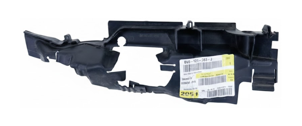 TOLVA DEFLECTOR DE AIRE AUDI A3/ S3 2013 AL 2020 SEDAN/HATCHBACK LAT DEL IZQ ORIGINAL COD. 8V0-121-283-J