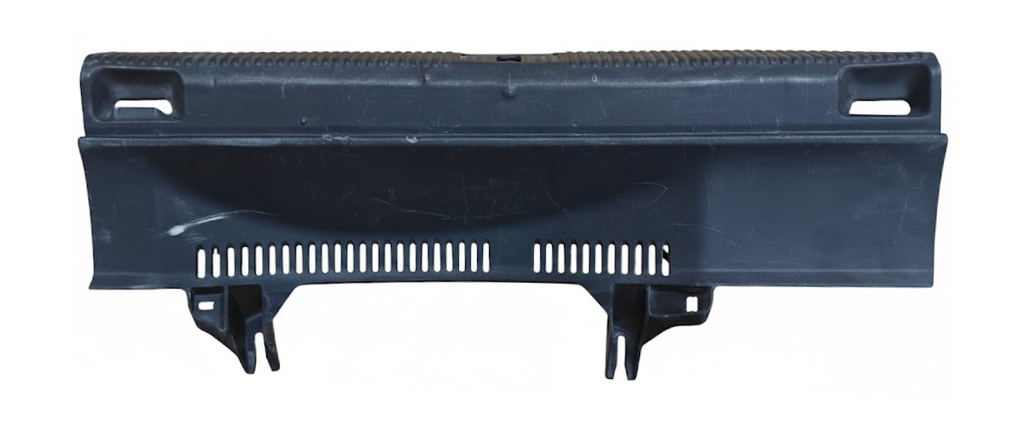 CUBIERTA CAJUELA AUDI A1 2010 AL 2018 NEG INT TRAS DESMONTADO ORIGINAL COD. 8X0-106417