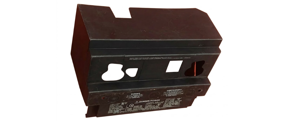 [CBFO-SD99-USOR] CUBIERTA BATERIA FORD SUPER DUTY F-250/350 1999 AL 2010/ EXCURSION 2000 AL 2005/ EXPEDITION 1997 AL 2004/ LINCOLN NAVIGATOR 1998 AL 2004 DESMONTADO ORIGINAL COD. IL3T-10A682-AA