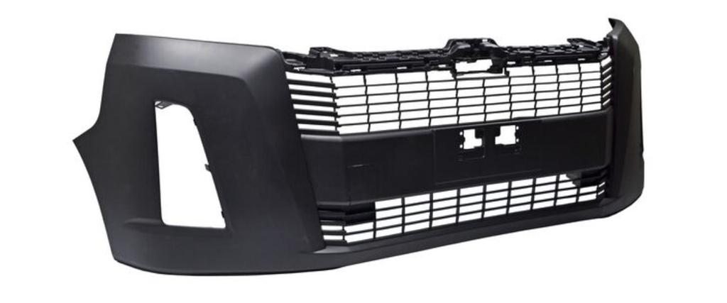 [FATO-HI20-CP7653] FASCIA (DEFENSA) TOYOTA HIACE 2020 AL 2026 C/PARRILLA INF/SUP CENT DEL