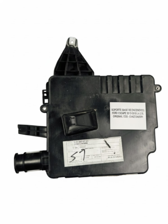 [BMFO-ES13-USORPL] BASE MÓDULO DE MOTOR FORD ESCAPE 2013 AL 2018 PLAST L4 2.5L DESMONTADO ORIGINAL COD. CV6Z12A659H